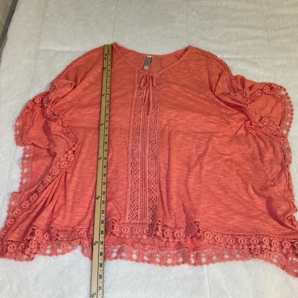 Women's Pink Lace Trim Top - Picture 6 of 6